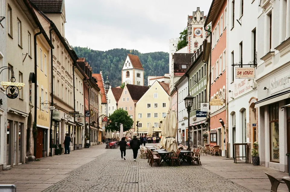 Fussels Corner — towing service